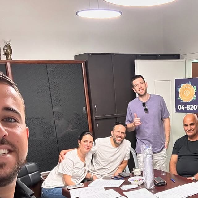 idoshitritt on August 7, 2024: "נמכר ✍️ נוסף בקרית שפרינצק חיפה רח׳ בודנהיימר 18 חיפה - sold out! 930,000 תודה למוכרים ולקונים שהאמינו בנו לאורך כל הדרך❗ תודה