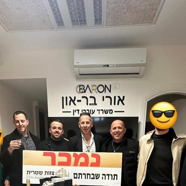 idoshitritt on February 1, 2024: "בס״ד סוגרים את השבוע בעסקה שלישית שנחתמה ✍️ הבית הדו משפחתי האחרון שנשאר למכירה בשכונה החדשה בטירת כרמל בית יחיד ומיוחד (פינתי