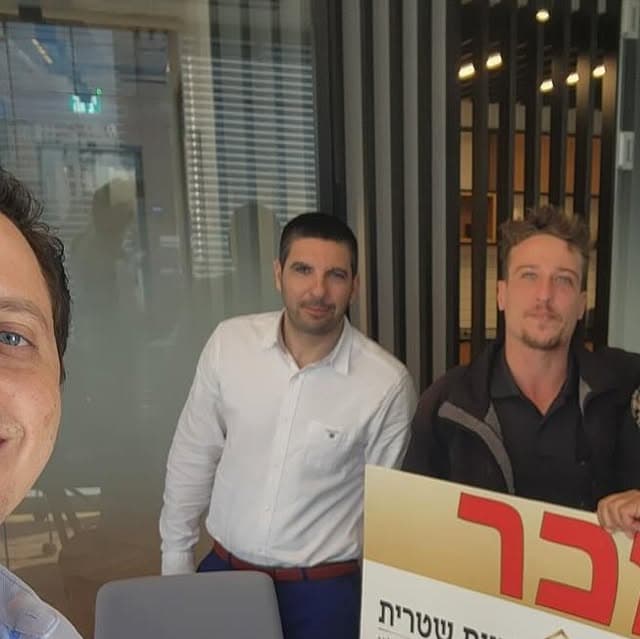 idoshitritt on April 9, 2024: ""יוֹם שְׁלִישִׁי פַּעֲמַיִים כִּי טוֹב" בְּנִיסָן נִגְאֲלוּ וּבְנִיסָן עֲתִידִין לִיגָּאֵל פתוחים את החודש בעסקת שני צדדים שנחתמה